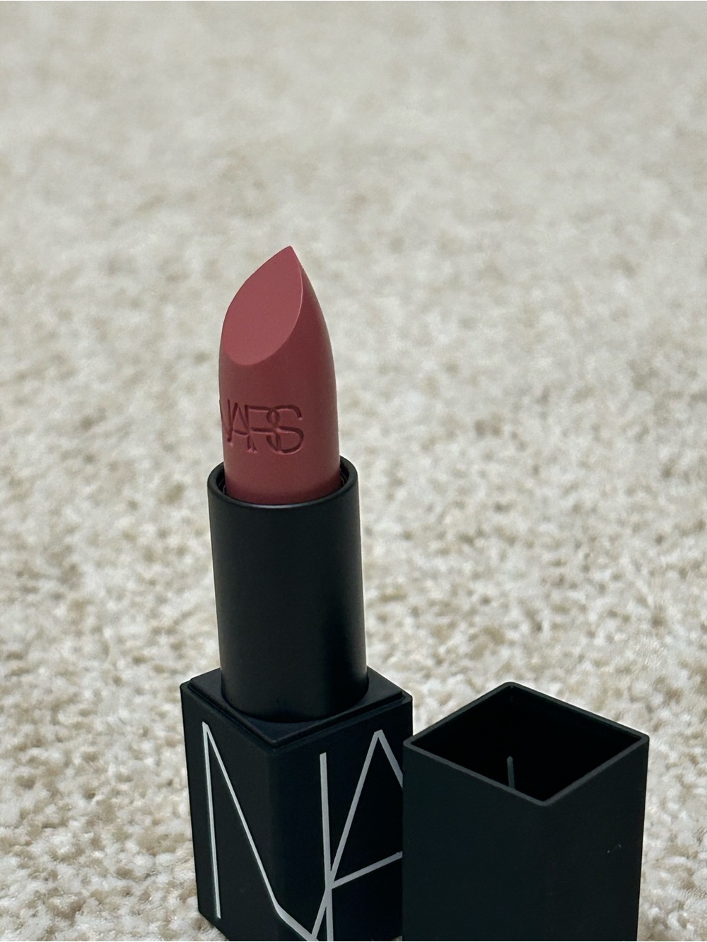 NEW discontinued NARS Sheer Lipstick formula in Dolce Vita - Picture 10 of 11